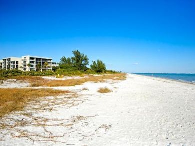 Sanibel Vacation Condo Sleeps Six Guests